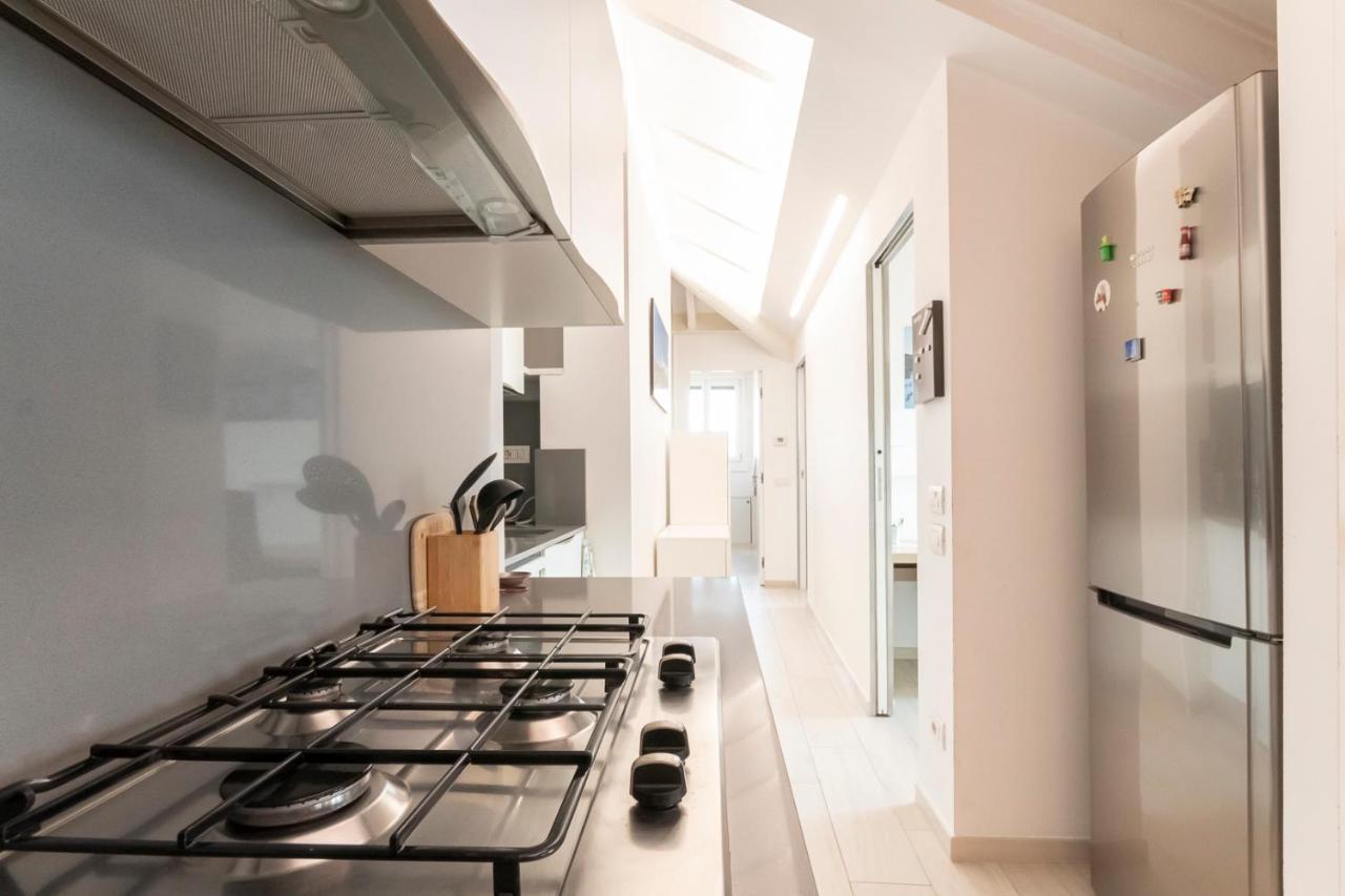 Mansarda Cola Apartment Milan Exterior photo