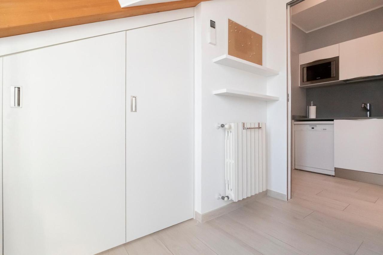 Mansarda Cola Apartment Milan Exterior photo